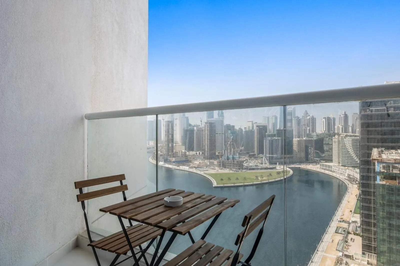 Aliving Private Studio Apartment With Canal View 2111 Business Bay Dubai 0*,  United Arab Emirates